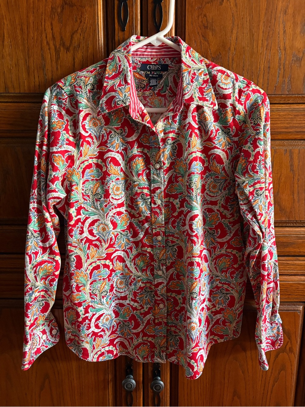 Chaps women’s Red Paisley Button-Up Shirt